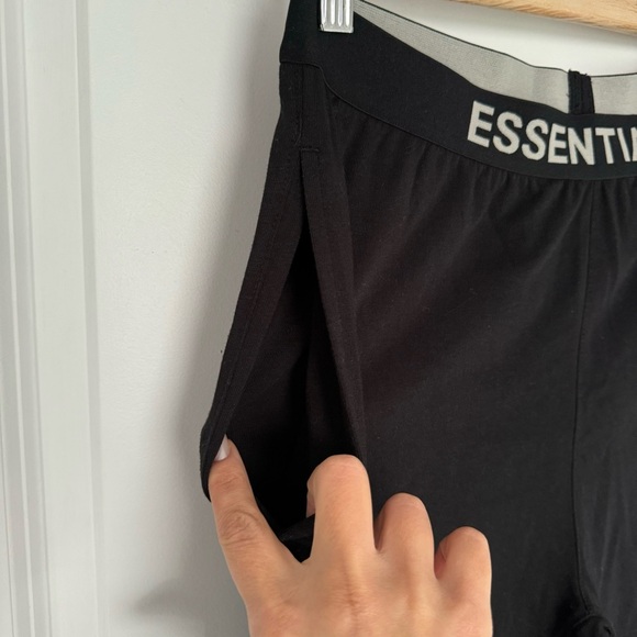 FEAR OF GOD ESSENTIALS Black Jersey Lounge Pants - Picture 11 of 13